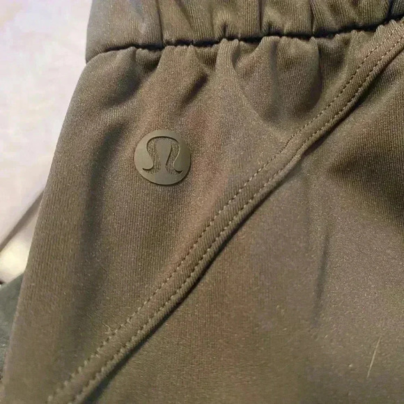 Lululemon Olive Green Stretch High Rise Jogger Pants size 4 - Picture 4 of 9